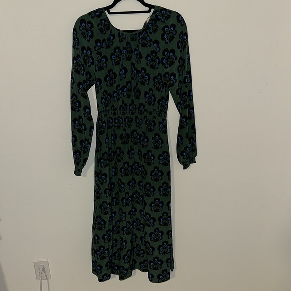 BODEN Gather Raglan MIDI Dress in Amazon Green Carnation - Picture 3 of 8